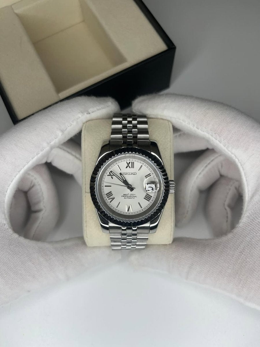 Seiko Datejust Mod (Roman Silver) - OnTimeMods