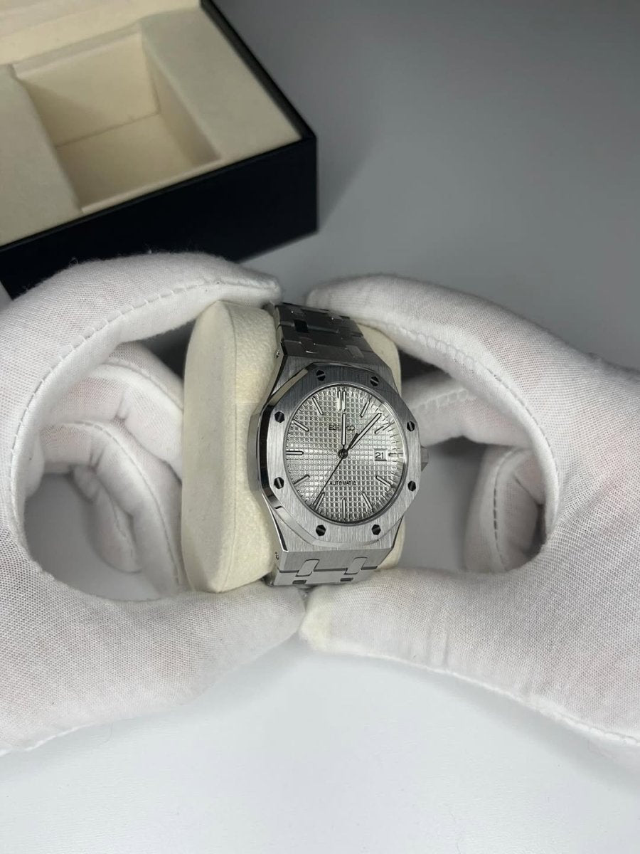 Seiko Royal Oak Mod (White) - OnTimeMods