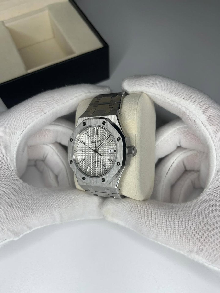 Seiko Royal Oak Mod (White) - OnTimeMods